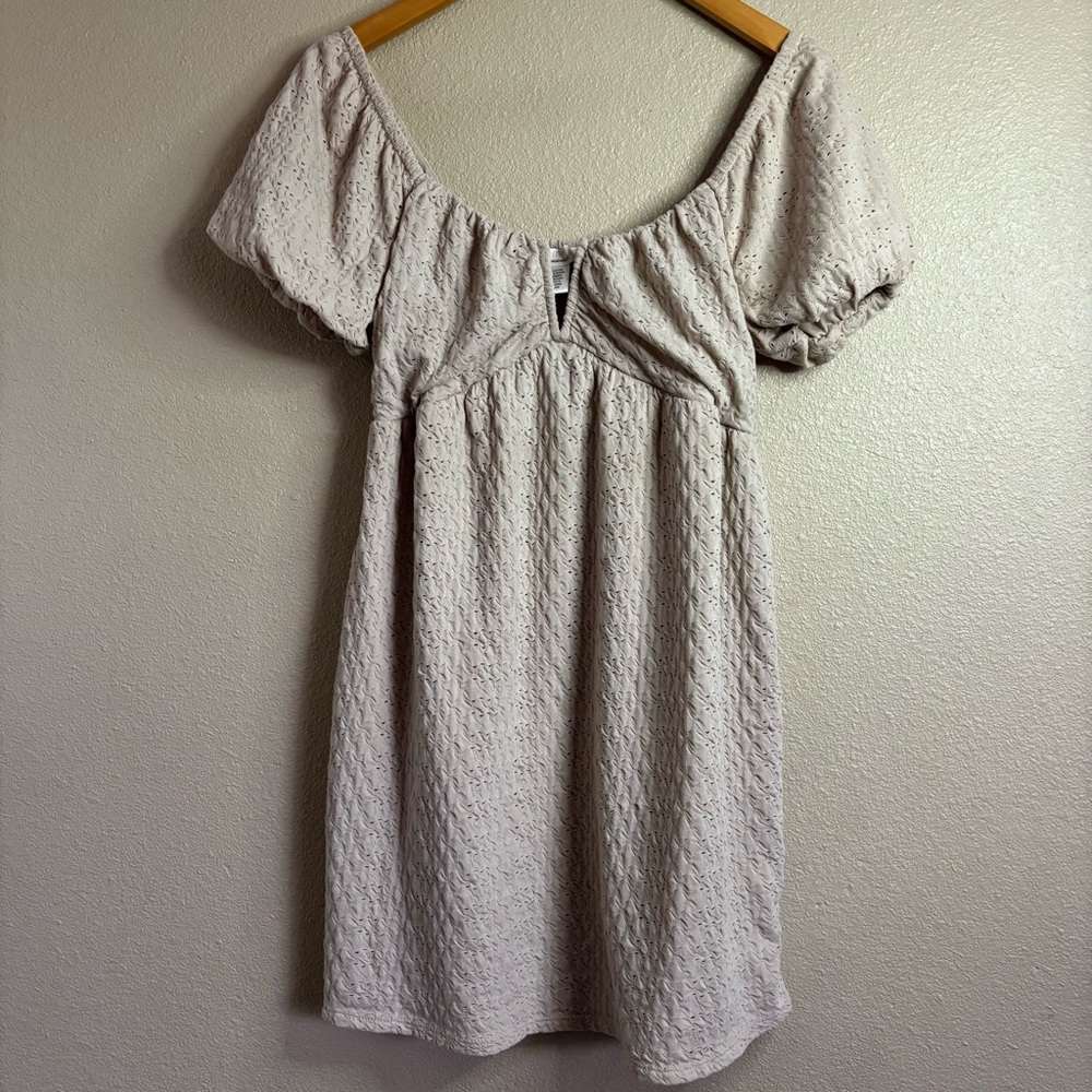 URBAN Romantics Cream Textured Mini Dress size M